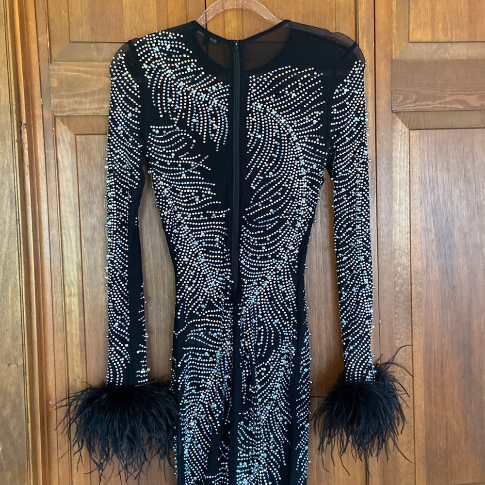 🔥 GORGEOUS BEADED SHEER BLACK LONG SLEEVE DRESS W/BLACK FEATHER TRIM~SM - Picture 16 of 17